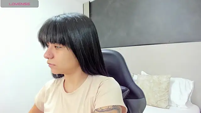 fiorella18  online show from 18, 11, 2025