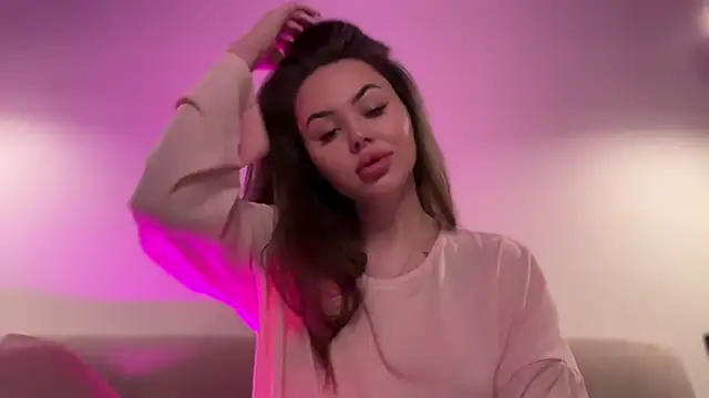 AlmaryKim online show from 8, 10, 2025