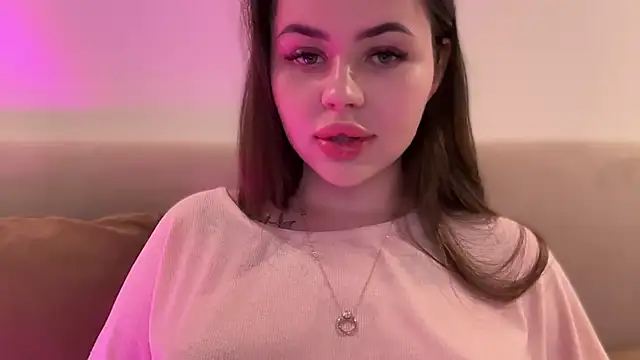 AlmaryKim online show from 6, 11, 2025