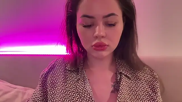 AlmaryKim online show from 19, 9, 2025