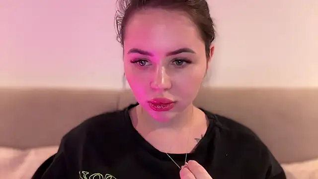 AlmaryKim online show from 1, 11, 2025