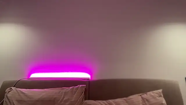 AlmaryKim online show from 9, 10, 2025