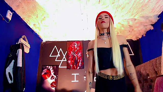 Snapshot of Fersexy_Dolls chatting on 16, 11, 2025 Fersexy Dolls online show from 16, 11, 2025