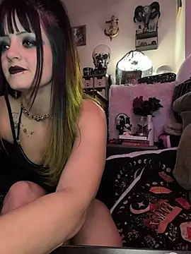 Snapshot of CherryHeart69 chatting on 5, 11, 2025 CherryHeart69 online show from 5, 11, 2025