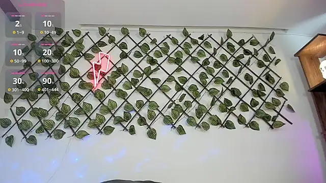 Shinny Crystal online show from 30, 10, 2025