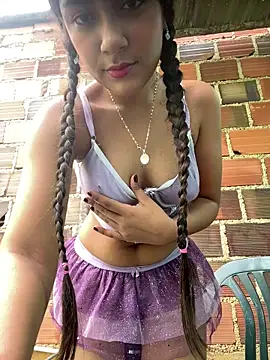 Sweed-virgin-pussy online show from 14, 10, 2025