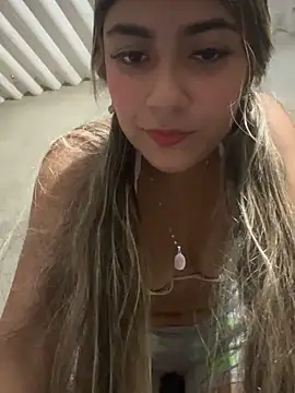 Sweed-virgin-pussy online show from 24, 11, 2025