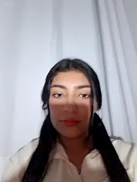 Sweed-virgin-pussy online show from 18, 5, 2026