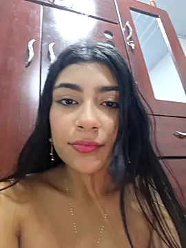 Snapshot of Sweed-virgin-pussy chatting on 4, 6, 2026 Sweed-virgin-pussy online show from 4, 6, 2026
