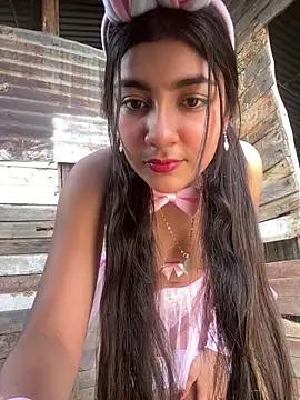 Sweed-virgin-pussy online show from 10, 10, 2025