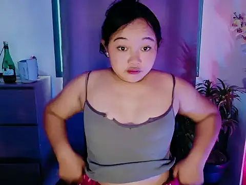 UrFavouriteCravings online show from 6, 4, 2026