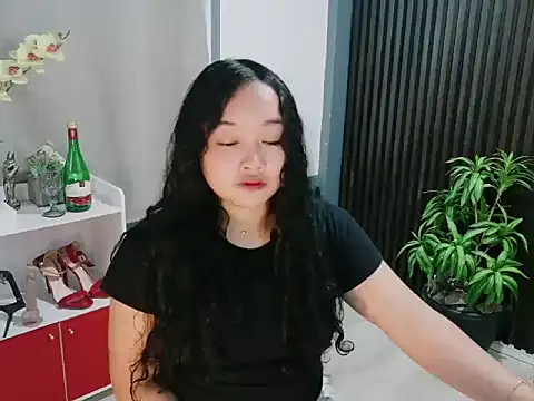 UrFavouriteCravings online show from 16, 12, 2025