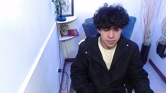 Liil boy online show from 2, 12, 2025