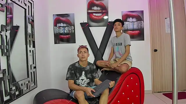 VERY HOT GUYS online show from 27, 11, 2025