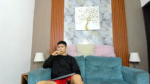 VERY HOT GUYS online show from 15, 5, 2026