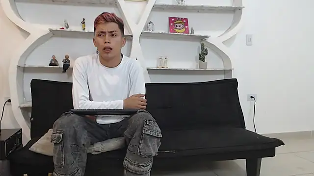 VERY HOT GUYS online show from 27, 11, 2025