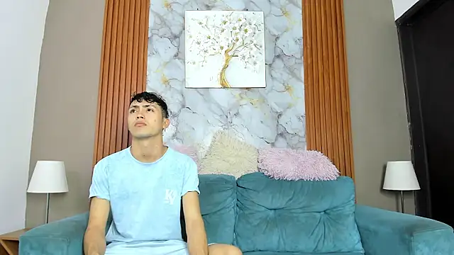 VERY HOT GUYS online show from 9, 5, 2026