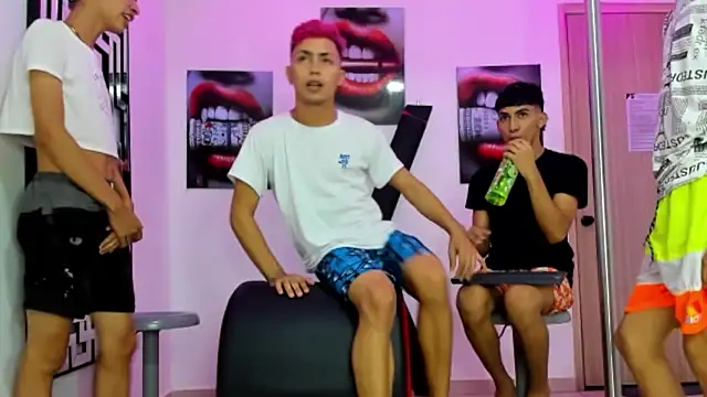 VERY HOT GUYS online show from 26, 10, 2025