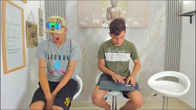 VERY HOT GUYS online show from 6, 1, 2026