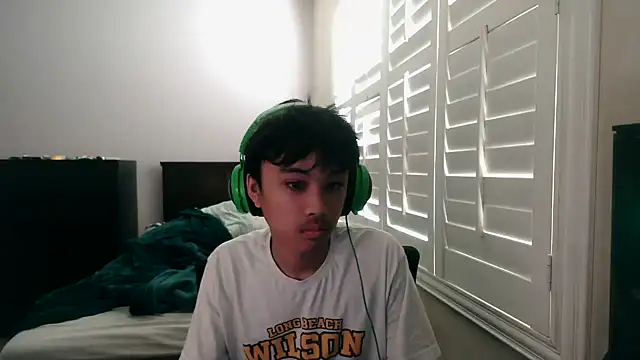 youngasianboy2007 online show from 28, 2, 2026