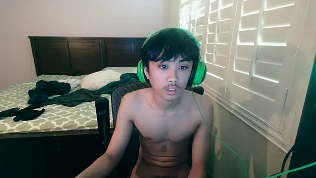 youngasianboy2007 online show from 14, 4, 2026