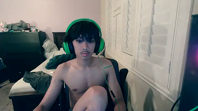 youngasianboy2007 online show from 14, 10, 2025