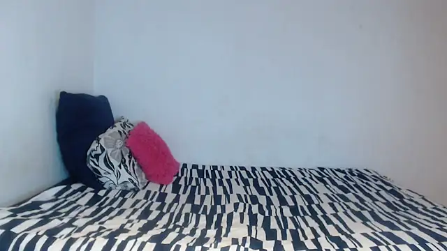 PIXIEBITCHXXX26 online show from 12, 2, 2026