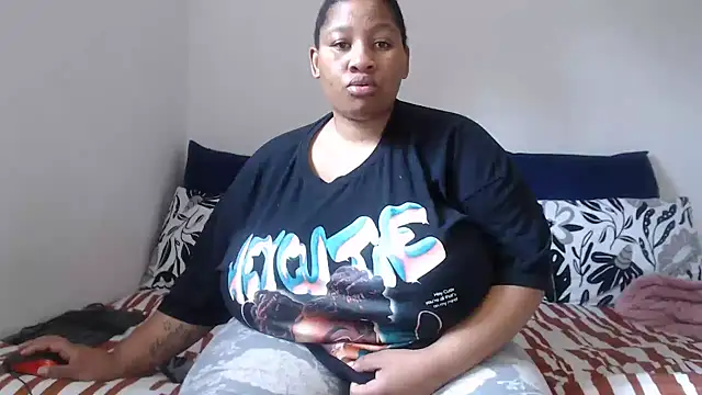 PIXIEBITCHXXX26 online show from 14, 11, 2025