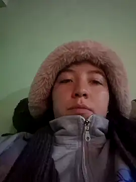 annyaparis online show from 5, 10, 2025