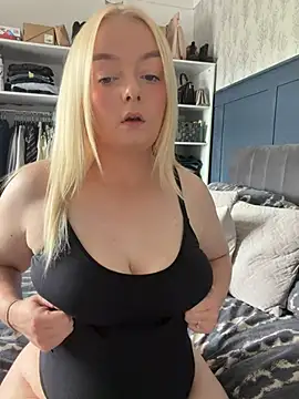 lusciouslylou online show from 2, 6, 2026