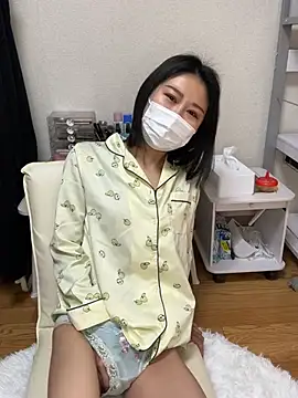 mia2 jp online show from 16, 4, 2026