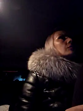 KirraWhite online show from 19, 12, 2025