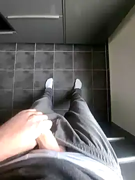 rezzzze online show from 13, 11, 2025