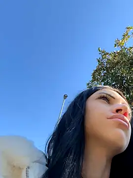 ilariea girl online show from 4, 10, 2025