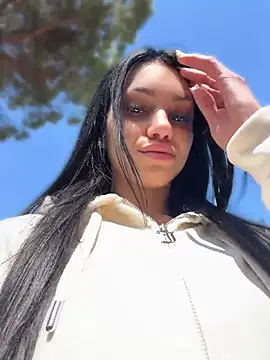 ilariea girl online show from 17, 5, 2026