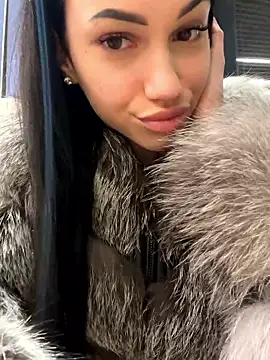 ilariea girl online show from 18, 1, 2026