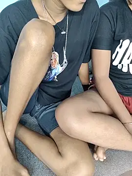 Unique girls90 online show from 2, 3, 2026