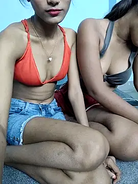Unique girls90 online show from 13, 5, 2026