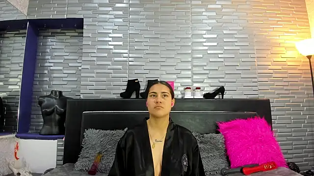 ChloeMorelli online show from 3, 10, 2025