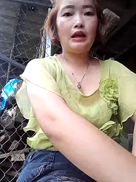 Snapshot of Bum_538 chatting on 14, 10, 2025 Bum 538 online show from 14, 10, 2025