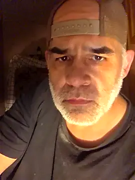 Snapshot of DeeBestEver chatting on 24, 4, 2026 DeeBestEver online show from 24, 4, 2026