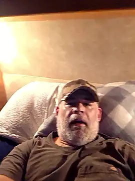 Snapshot of DeeBestEver chatting on 7, 11, 2025 DeeBestEver online show from 7, 11, 2025