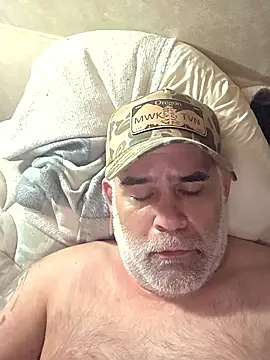 Snapshot of DeeBestEver chatting on 11, 1, 2026 DeeBestEver online show from 11, 1, 2026