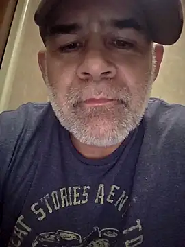 Snapshot of DeeBestEver chatting on 18, 12, 2025 DeeBestEver online show from 18, 12, 2025