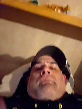 Snapshot of DeeBestEver chatting on 1, 3, 2026 DeeBestEver online show from 1, 3, 2026