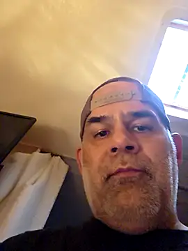 Snapshot of DeeBestEver chatting on 2, 3, 2026 DeeBestEver online show from 2, 3, 2026