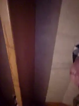 Snapshot of DeeBestEver chatting on 5, 11, 2025 DeeBestEver online show from 5, 11, 2025