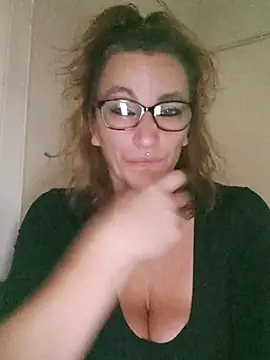 Fifi83Bell online show from 27, 11, 2025