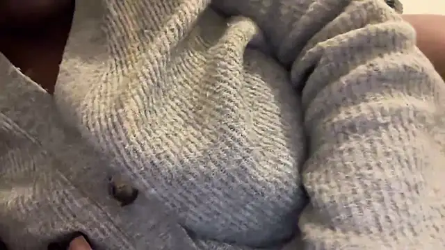 nanaisbackk online show from 11, 10, 2025