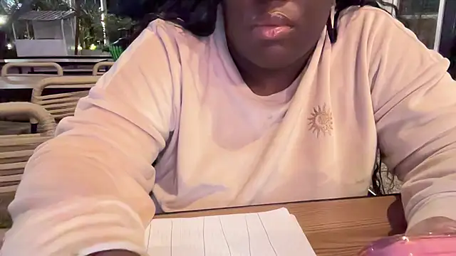 nanaisbackk online show from 14, 12, 2025